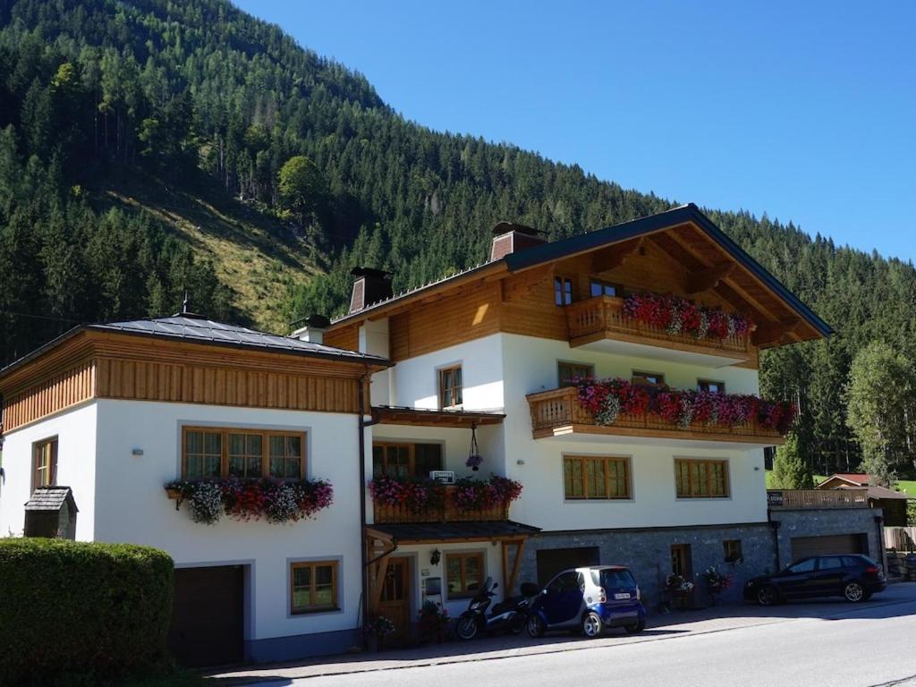 Apartment House Sylvia, Flachau Exterior photo